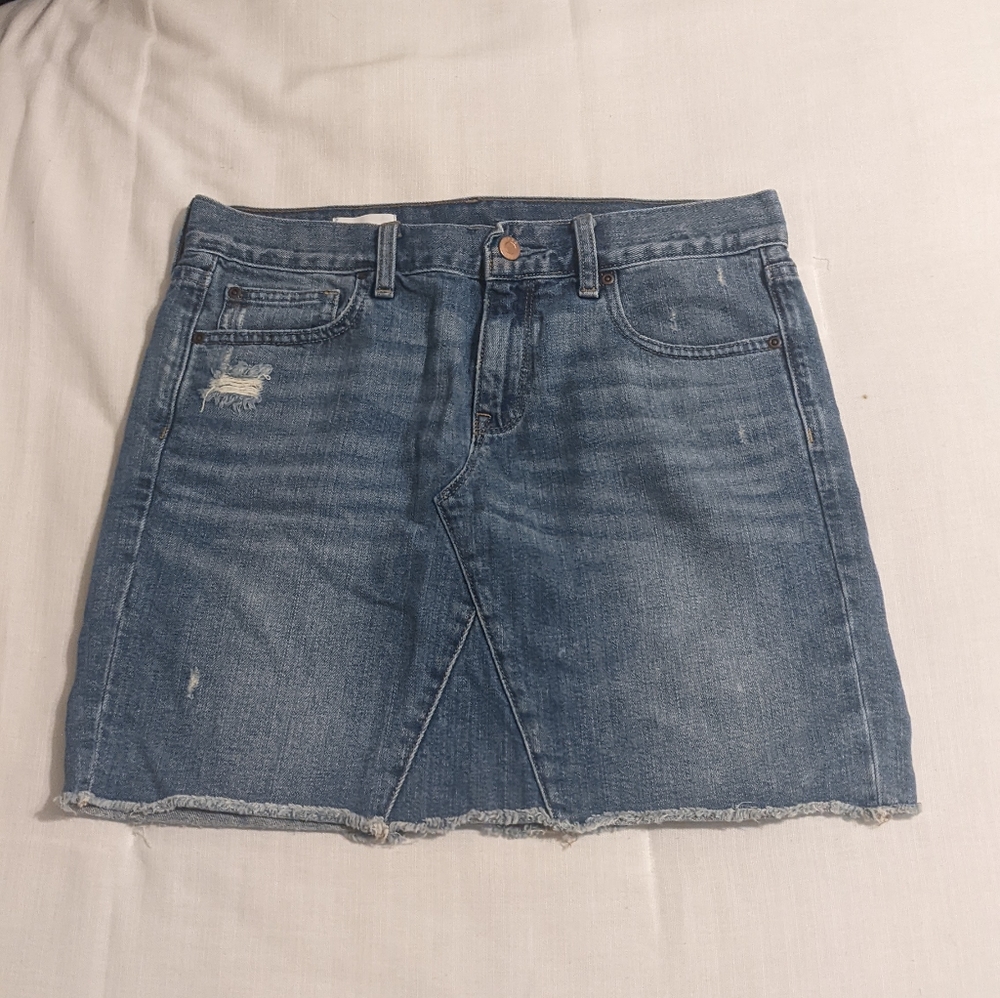 Gap medium wash denim jean skirt